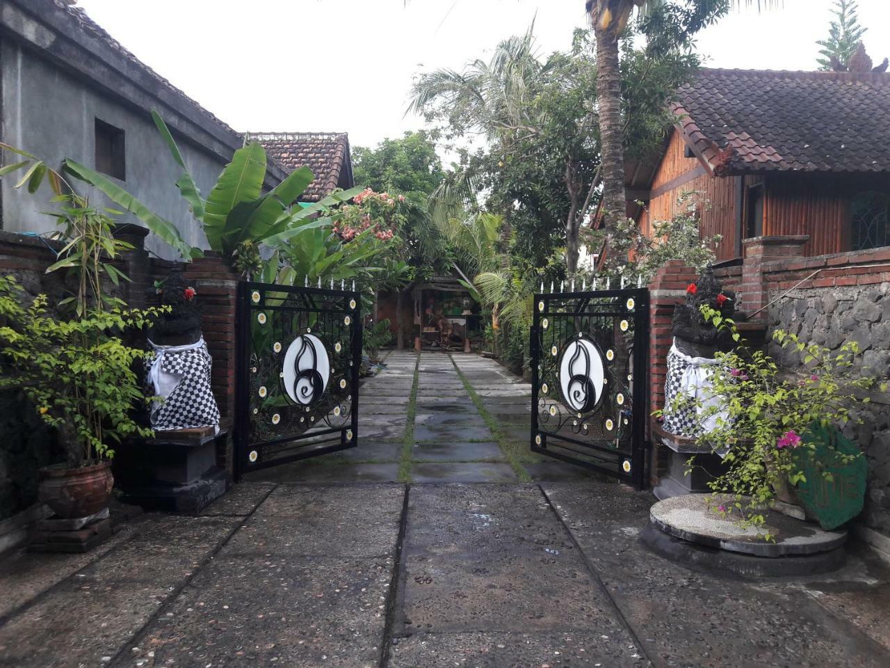Bulih Beach Bungalows Amed Kültér fotó